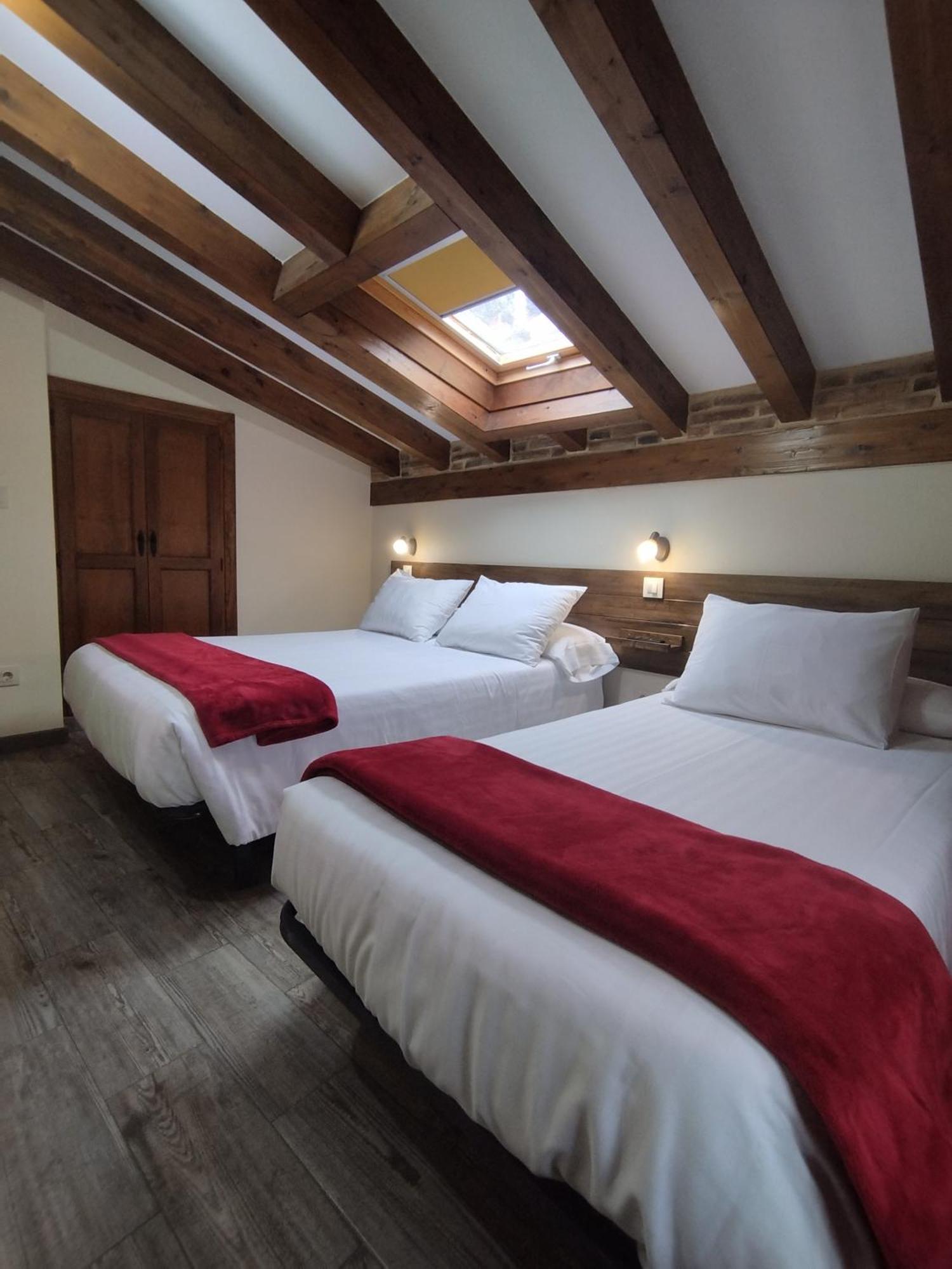 Apartamentos Legado De Santillana Santillana del Mar Exterior foto